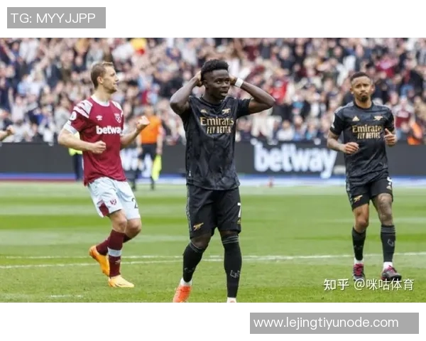 张伯伦随队训练厄德高热苏斯在列约克雷斯等四人缺席情况更新